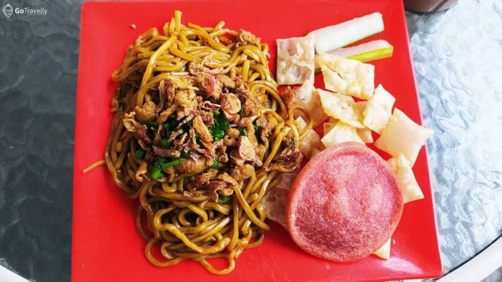 mie pedas terkenal di Sidoarjo