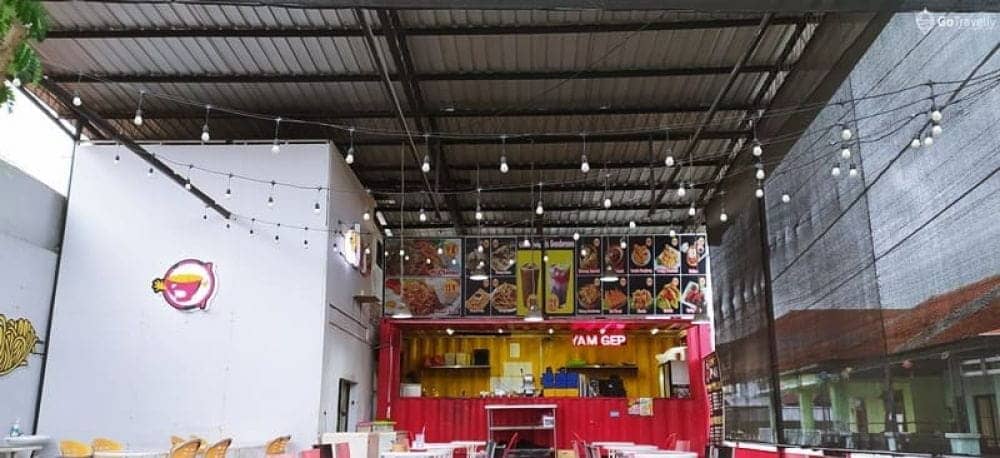 Mi3 Setan & Ayam Geprek Jumbo, Tawarkan Mie Pedas Bertabur Topping Melimpah
