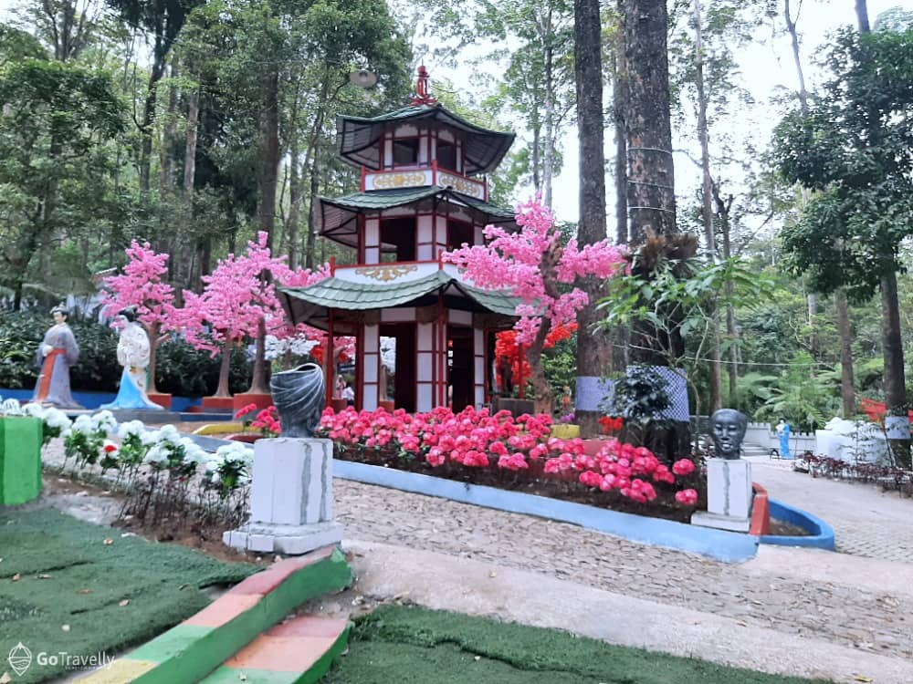 wisata sekitar gunung lawu