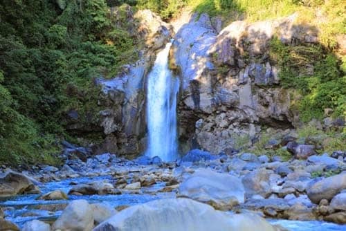 air terjun mangku sakti lombok