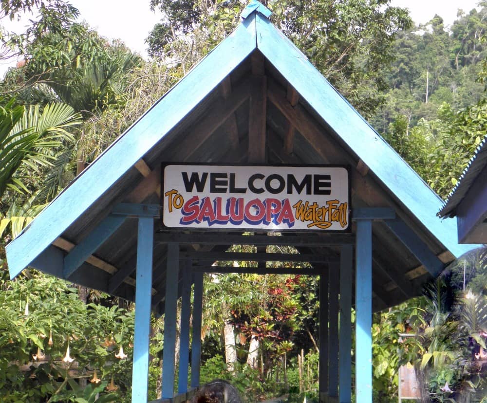 air terjun saluopa