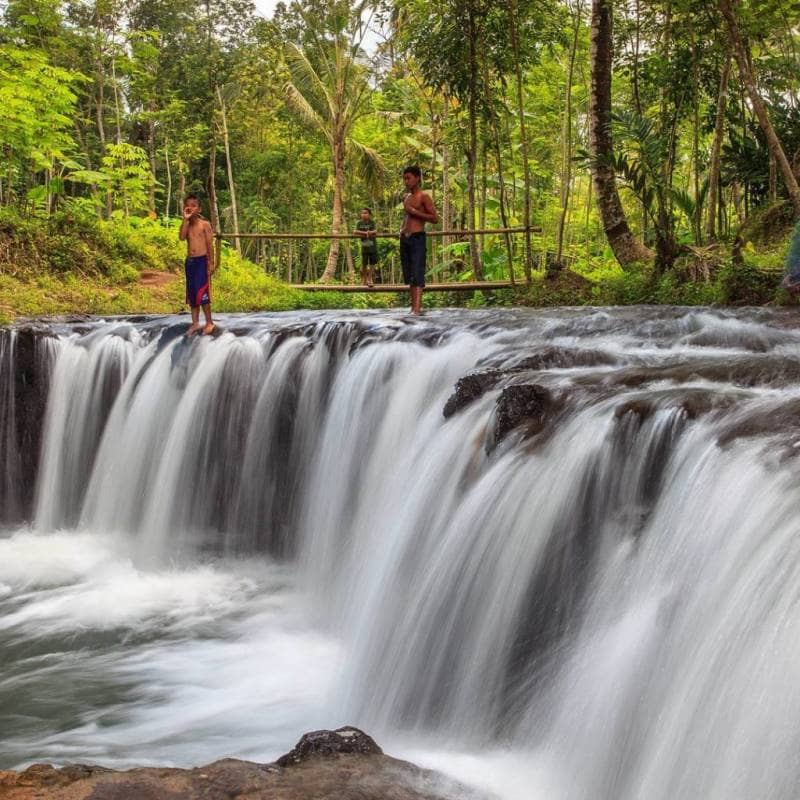 air terjun sumbersalak